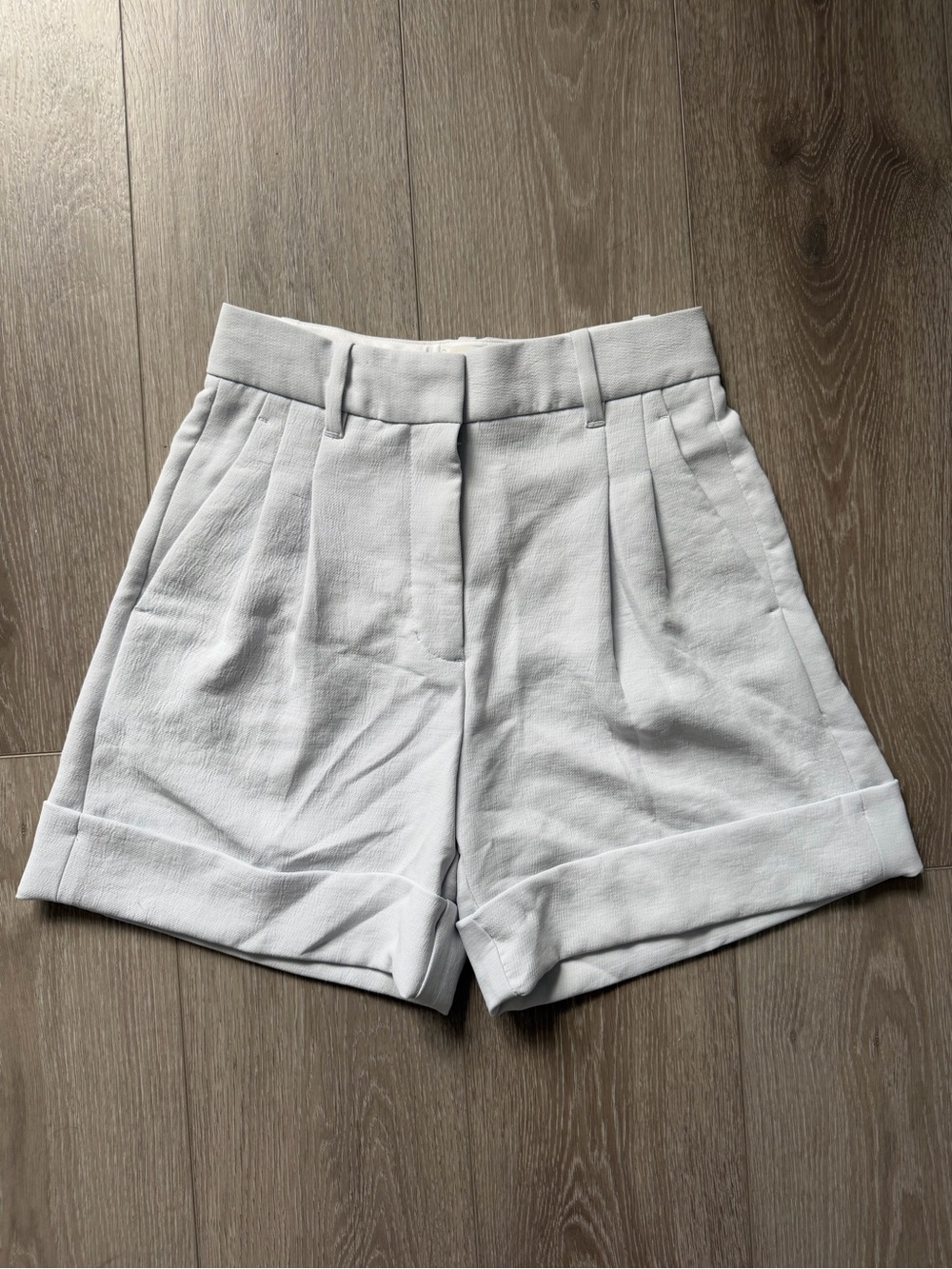 Light Gray High-Waist Women’s Wilfred Aritzia Labyrinth Shorts